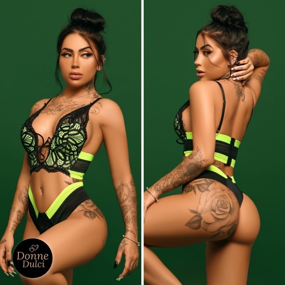 Get The  Look  Deep plunge bra Top &  panty set